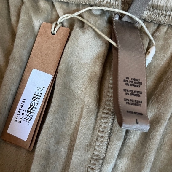 SKIMS Large Velour Track Pants Gold Womens NWT - Picture 6 of 7